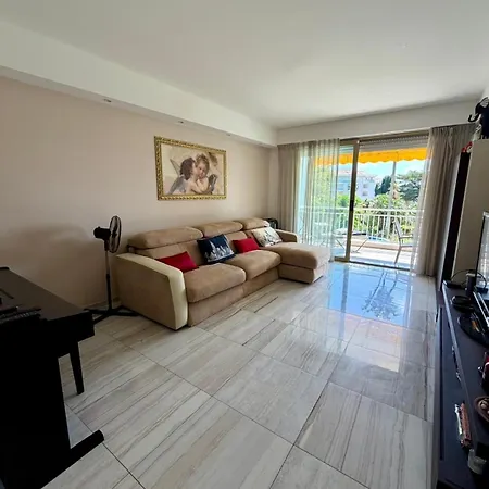 Elegant Avec Terrace Appartement